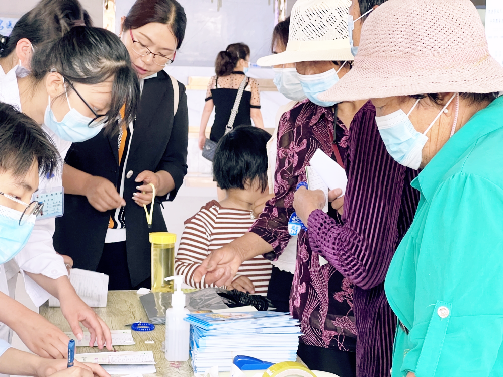 【保山安利醫(yī)院】6.6全國愛眼日，我院眼科開展眼健康系列惠民活動(dòng)！